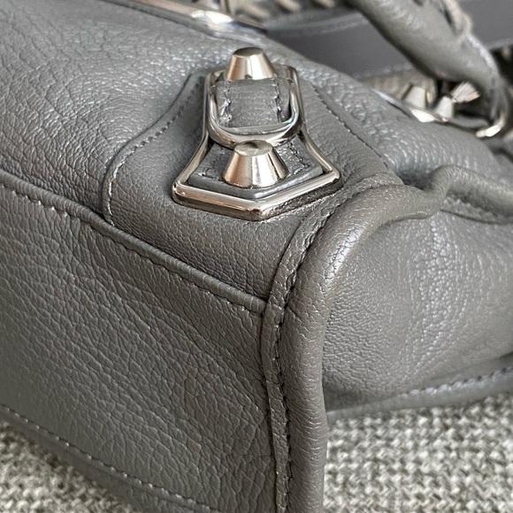 *SOLD* Balenciaga City Classic Metallic Edge Bag Leather Mini. - Picture 8 of 17